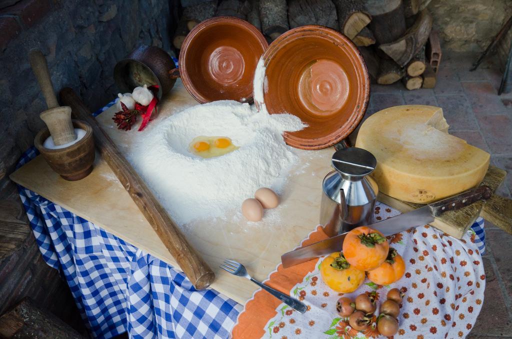 Locazione Turistica Ex Le Casette Di Cedromonte Panicale Luaran gambar